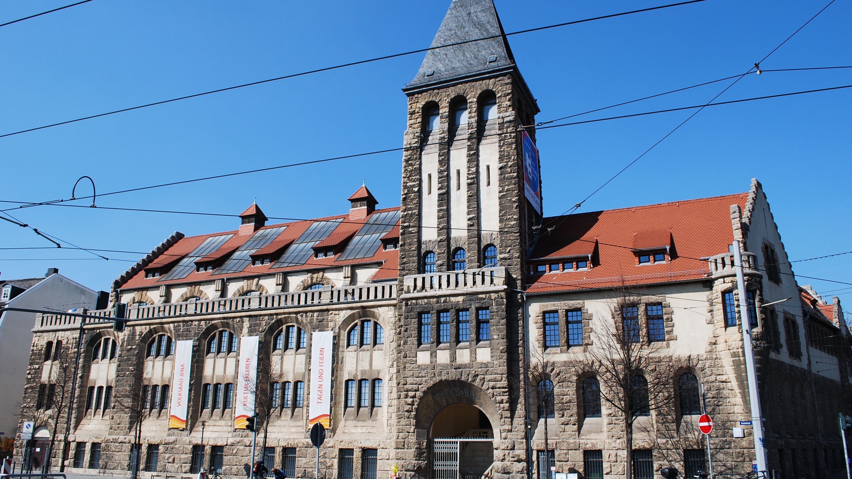 Vorverkaufsstart für Volkshaus und Volksbad  