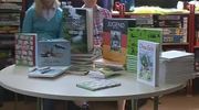 Mehr Lesestoff: Autoren und Verlage spenden Bücher für die Jenaer Schulbibliotheken
