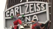 Symbol: Am Stadionturm wurde die restaurierte Zeiss-Linse wieder angebracht