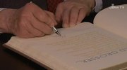 Ehrung für Publizisten: Alfred Grosser trug sich ins Goldene Buch der Stadt Jena ein