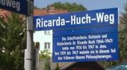 Gedenktafel für Ricarda Huch angebracht