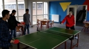 Tischtennisplatte für Flüchtlings-Gemeinschaftsunterkunft