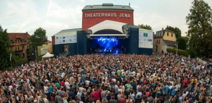 Vorfreude auf den Arenasommer 2015