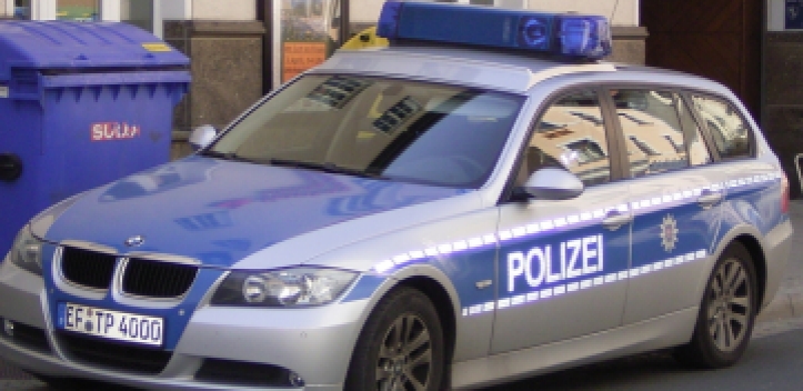 Diebstahl auf Supermarktparkplatz