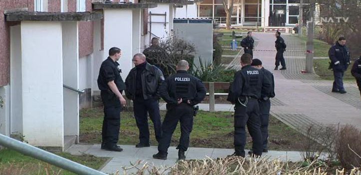 Schüsse in Winzerla: Die Kriminalpolizei suchte einen Mann, der auf ein Mädchen und einen Polizisten schoss