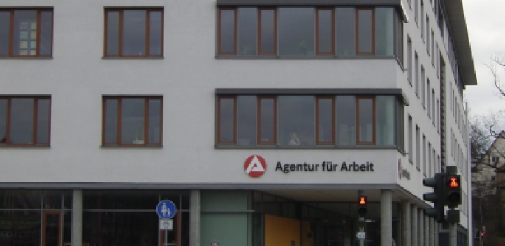 Arbeitsmarkt im März: Deutliche Frühjahrsbelebung