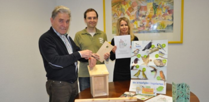 Sparkassenstiftung: Nistkastenaktion gestartet