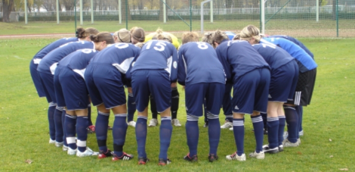 FF USV Jena erwartet den VfL Wolfsburg im Paradies   