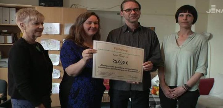 Genau 25 000 Euro: Der Verein Refugio Thüringen erhielt eine Spende der Stiftung FamilienSinn