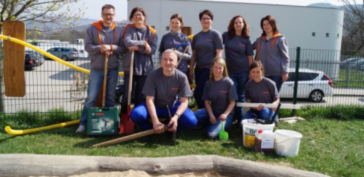 Neue Murmelbahn für die Kita Felsenkellerstraße