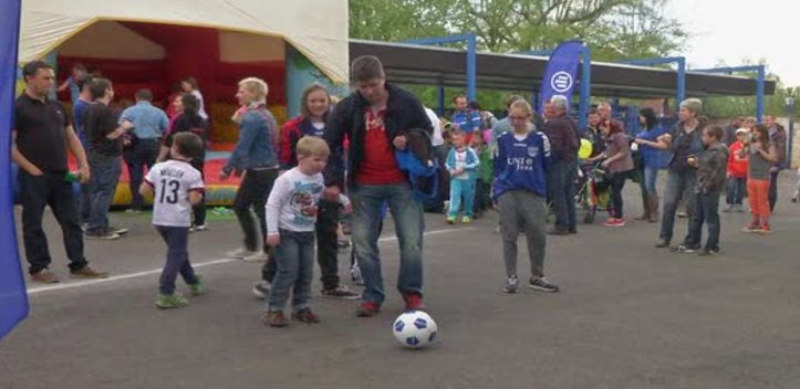 Familienfest: Der FF USV Jena bestritt sein letztes Heimspiel in dieser Saison