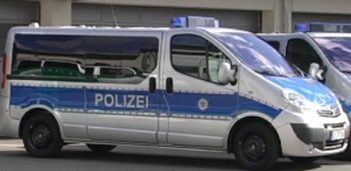 Mehrere Autos demoliert