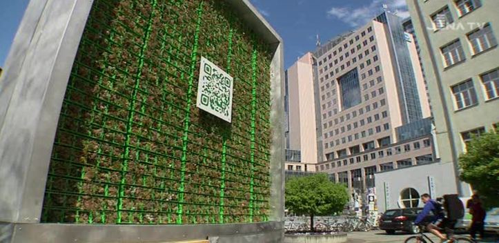 Premiere in Jena: Auf dem Ernst-Abbe-Platz wurde der erste \"CityTree\" eingeweiht