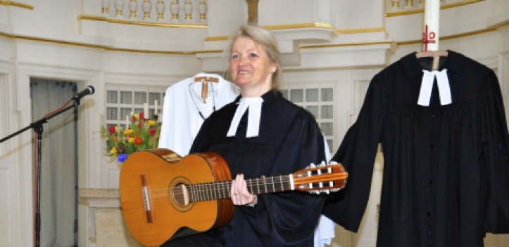 Christine Alder-Bächer nimmt nach zehn Jahren Abschied vom UKJ   