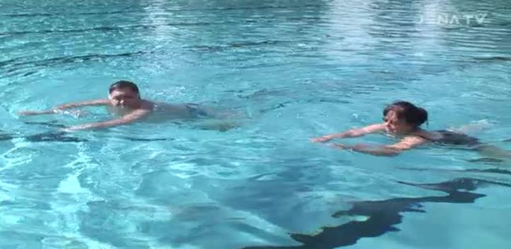 Anbaden im Ostbad: Die Badesaison 2015 ist heute eröffnet worden