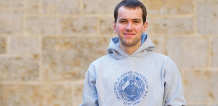 Uni-Studienberatung per WhatsApp