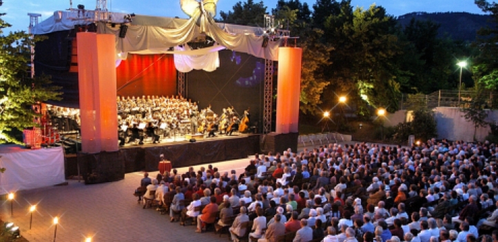 1. Ouvertüre-Abend in Lobeda ausverkauft 