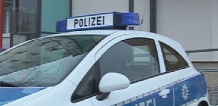 Frau bei Verkehrsunfall verletzt 