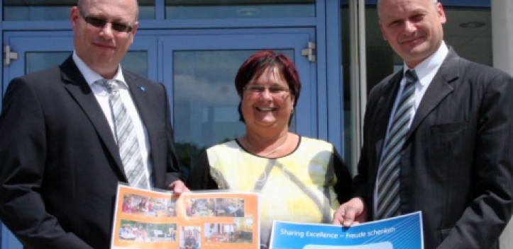 Jenoptik-Spende an Elterninitiative für krebskranke Kinder  