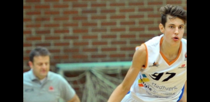 Lukas Wank bei der U18-Nationalmannschaft   