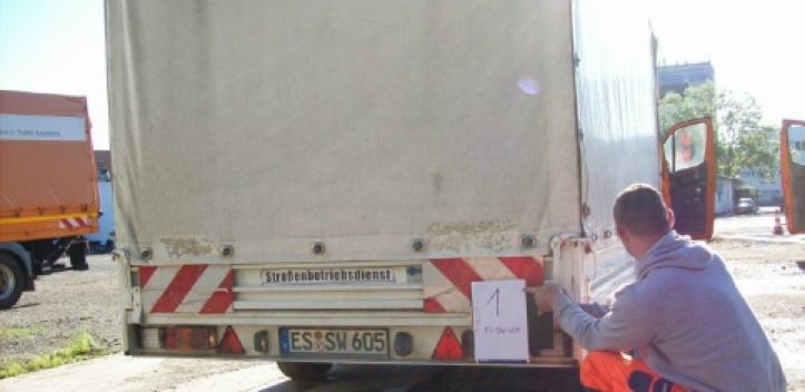 Anhänger mit hochwertiger Technik gestohlen 