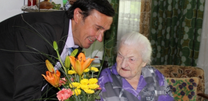 Älteste Bürgerin der Stadt feierte 107. Geburtstag   