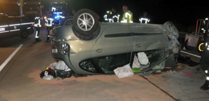 Bei Unfall fünf Pkw-Insassen schwer verletzt