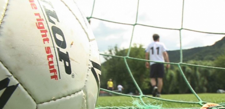 „Blau-gelb-weiße Sommerferien“ im Fanprojekt Jena