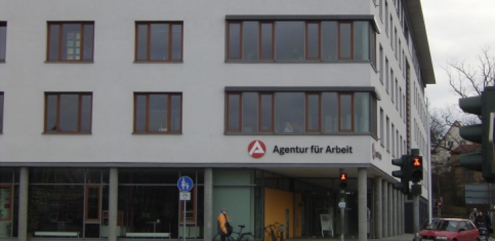 Arbeitsmarkt im Juli: Leichter Anstieg bei Arbeitslosenzahl