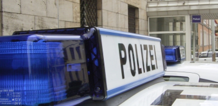 Kettensäge und Wein aus Keller gestohlen