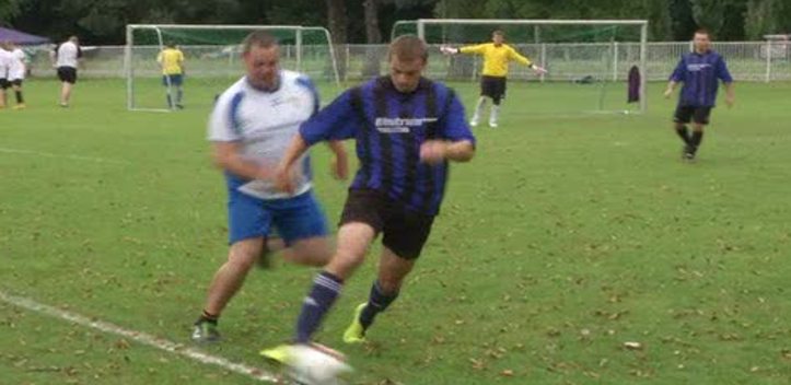 Fans auf dem Platz: Das Jenaer Fanprojekt lud zur 37. Auflage des Fanclub-Turniers ein