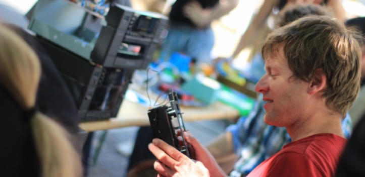 Repariercafé im Flüchtlingsheim