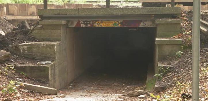 Neue Unterführung: Der Fußgängertunnel am Obi-Markt wird umgebaut