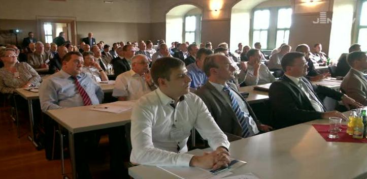 Teilnehmerrekord: Bei der Kooperationsbörse in Dornburg kamen Unternehmer ins Gespräch