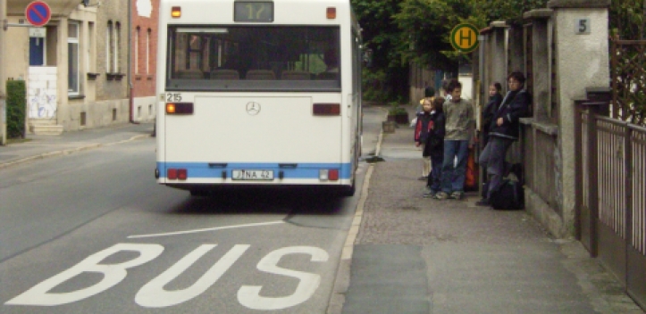 Nachtruhe für „sprechende“ Busse und Straßenbahnen