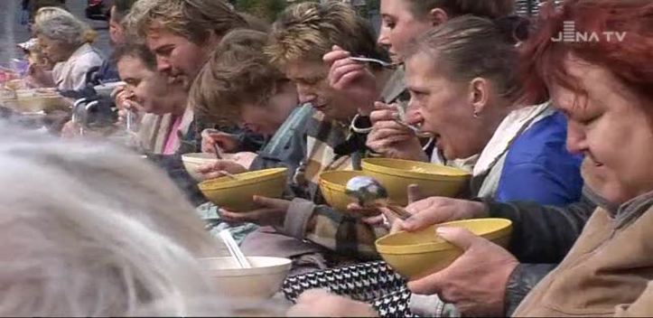 Aktion fortgeführt: Die Initiative „Altenburger essen gemeinsam“ führt viele Menschen zusammen