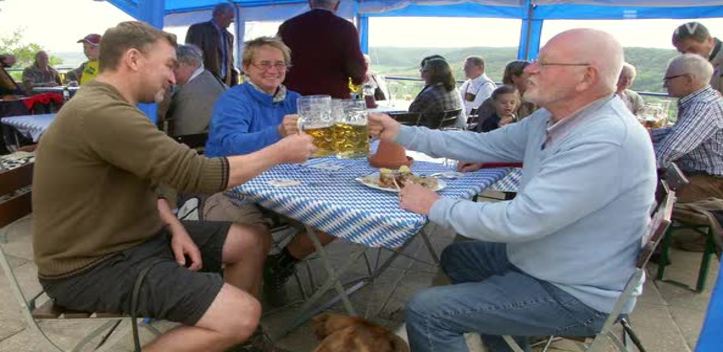 Veranstaltet: Auf dem Jenzig ging das Oktoberfest mit neuen Wirtsleuten über die Bühne