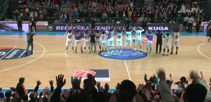 Wie lange?: Die Basketballer von Science City Jena sind zu Hause noch ungeschlagen