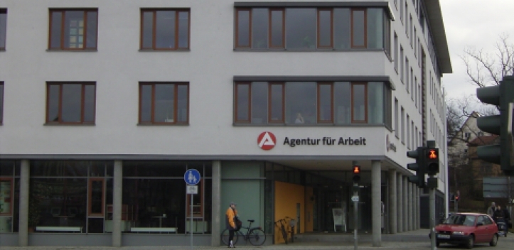 Eingangszonen der Arbeitsagentur geschlossen 