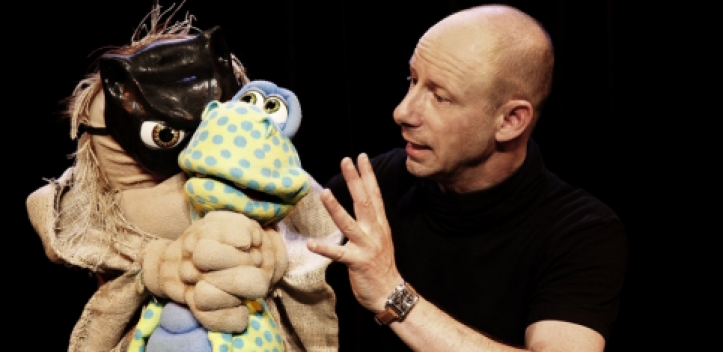 Puppenflüsterer Benjamin Tomkins im Volkshaus zu Gast