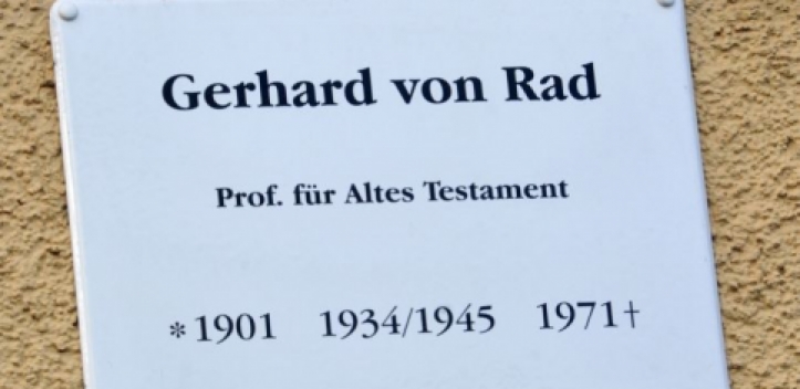 Gedenktafel: Ehrung für mutigen Theologen 