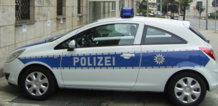 Unfall mit drei Pkw und einer Verletzten