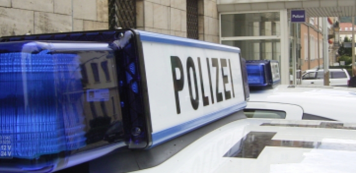 Unfall mit verletzter Mutter und Kind