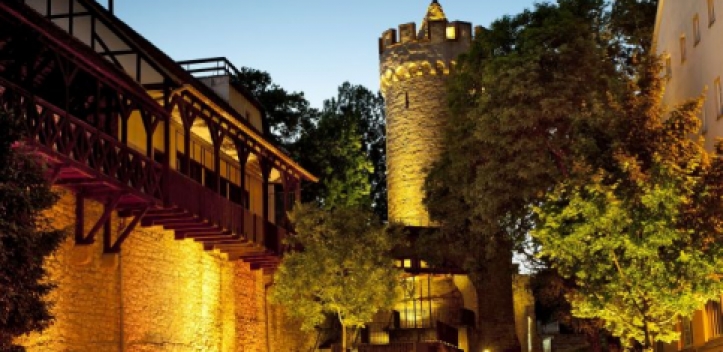 Johannistor und Wehrgang geöffnet