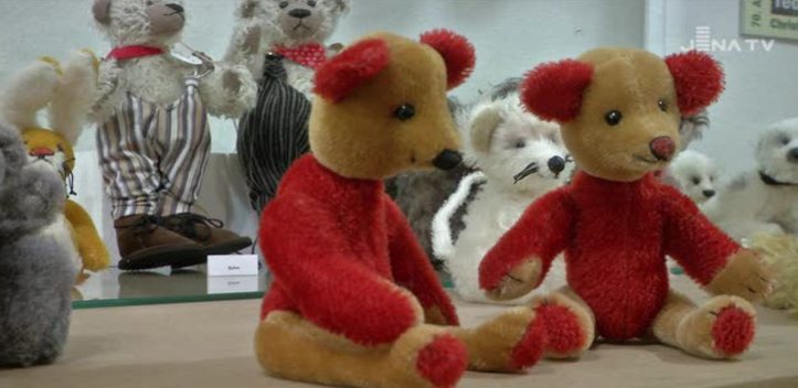 Kunitzer Bärenweihnacht: Die Jenaer „Teddy-Mutti“ Christa Frey stellt im Advent aus