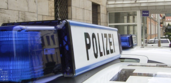 Schild entwendet: Zeugen gesucht