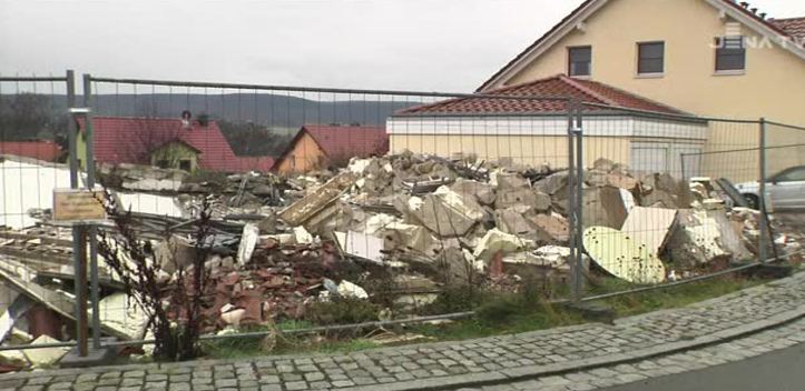 Alter Trümmerhaufen: Im Wohngebiet „Himmelreich“ sieht man noch immer die Spuren der Gasexplosion