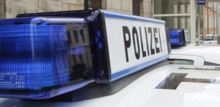 Pkw zusammengestoßen