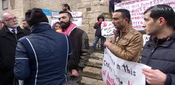 Veranstaltet: In der Innenstadt hielten syrische Flüchtlinge eine Kundgebung ab