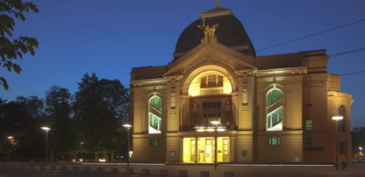 Theaterleute melden sich zurück